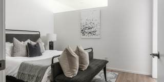 Stunning one bedroom unit in The Wedgewood section of town. Gallery 19