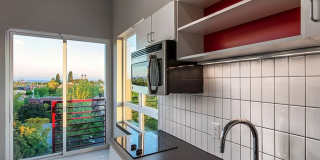 Mad Flats - Live Bold. Work Free. Play Capitol Hill. Gallery 24