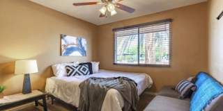 1321 E La Jolla Dr Gallery 18