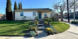 5230 Lee Street Gallery 1