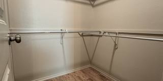 1516 E 27th St Gallery 8