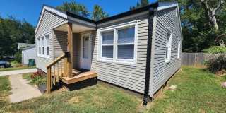 Spacious 2-Bedroom, 1-Bathroom Home AVAILABLE NOW!! Gallery 25