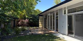 Lovingly Maintained 3 Bed, 2 Bath Home in the Circles Gallery 19