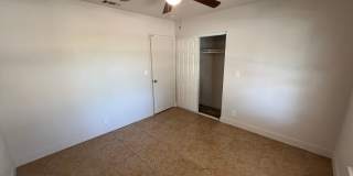 Spacious Single-Story 6-bed 3-bath Oasis with Private Pool and Spa in Spring Valley Gallery 15
