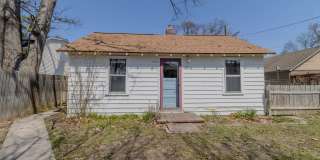 Sweet Vintage Gem with Utilities Included Gallery 1