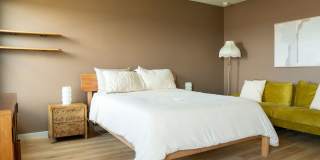 Fully Furnished 4B/2.5B in Far East Austin  (All Bills Paid) Gallery 12