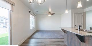 Private 4 Bedroom Corner Unit Gallery 33