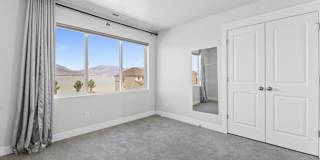 Large luxurious house with view of beautiful Utah Lake! Gallery 8