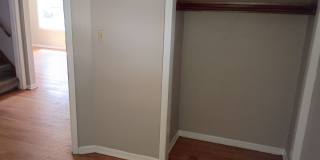 Very Nice 3 Bedroom single 1 car garage 1/2 off First months rent! Gallery 3