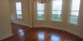 39 E Bowery Street Gallery 24