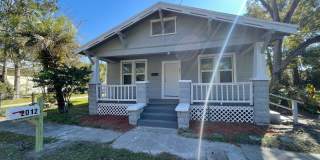 Charming 3 bedroom 2-Bath Bungalow-West Jacksonville 32254! Gallery 1
