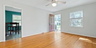 Beautiful 3 Bed 1 Bath Home in Lakewood with Finished Basement Area and Fenced Back Yard!! Gallery 5