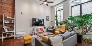 417 Vine Street Gallery 13