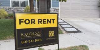 Charming Rambler Style! Private & Fenced Yard in Cul de sac! Gallery 1