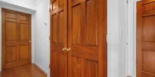 141 Great Neck Road Gallery 17