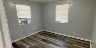 1625 W 26th St. Gallery 32