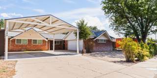 Spacious 3BR/2BA Near the Park! Gallery 1