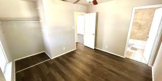 *COMING SOON* Cozy & Convenient – 3 Bedroom Home Near Shopping & Highways! Gallery 21