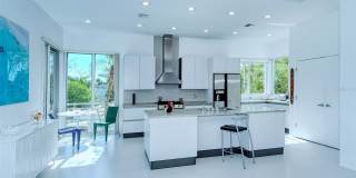 213 N WASHINGTON DRIVE Gallery 13