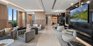 Veneto Las Olas Gallery 31