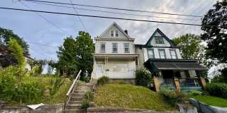 Charming 3 Bed 1 Bath Home! Recently Updated! Gallery 3