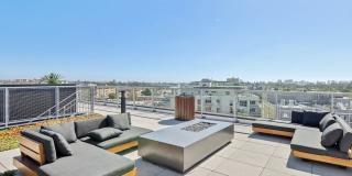 Onyx on Park Gallery 71