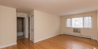 613 W Wrightwood Ave Gallery 3