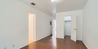 4105 ST CHARLES BAY Gallery 18