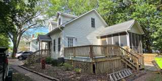 221 Pollock Street Gallery 10