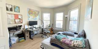 Modern 4-Bedroom on Sachem St — In-Unit Laundry • Updated Kitchen • Prime Mission Hill Gallery 5
