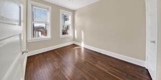 1932 SUMMIT Place NE Gallery 12