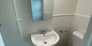 Adams Apartments Gallery 7