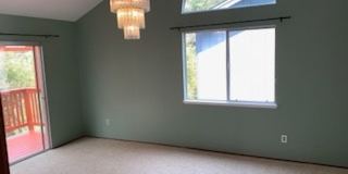 4 Bedroom 2.5 Bath  with loft ,office, and sauna Gallery 8