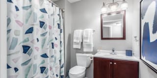 Polaris Crossing Gallery 21