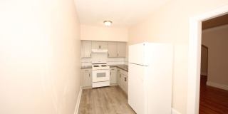 Nicely renovated studio in Cleveland Circle! Gallery 4