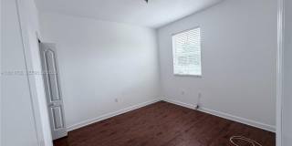 8720 NW 111th Ct Gallery 19