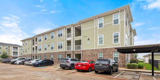 Riverhaus Creekside Apartments Gallery 51