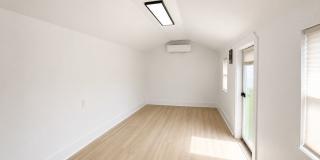 Beautiful S. Tampa 3BR/2BA remodeled home with covered parking in sought out school district. Gallery 25
