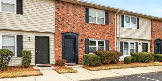 Quiet Retreat, Prime Location! Gallery 3