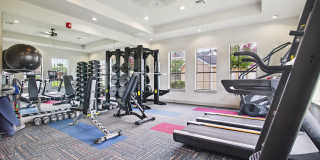 Crenshaw Grand Apartments Gallery 30