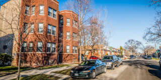 6400 S. Rockwell Street Apartments Gallery 14