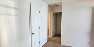 Cute 2 bedroom unit on University Dr. Cute 2 bedroom unit on University Dr. Gallery 17