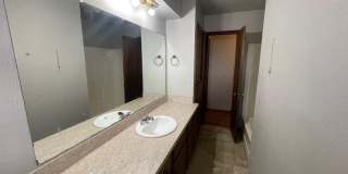 Spacious duplex in Norman available August 5 Gallery 10