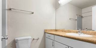Riva Terra Apartments at Redwood Shores Gallery 7