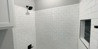 1215 Oak Drive #107 Gallery 21