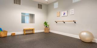 Main Street Square Gallery 28