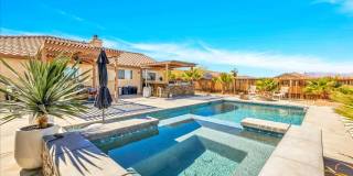 Fully Furnished Pool Home Gallery 3