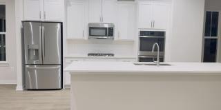 24158 THURSO Square Gallery 1