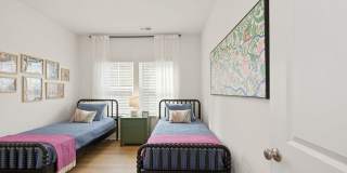 Marglyn Matthews Gallery 16