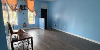 539 GOLD Street Gallery 3